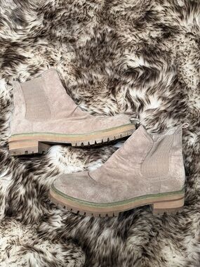 Women's Suede Chelsea Combat Boots in Taupe